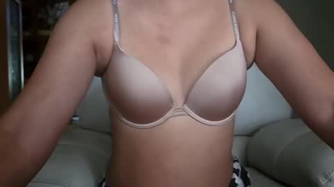 TwoLovers23 online show from 06/04/26, 10:38