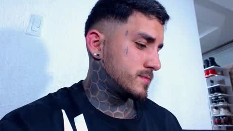 Angel online show from 12/02/25, 03:01