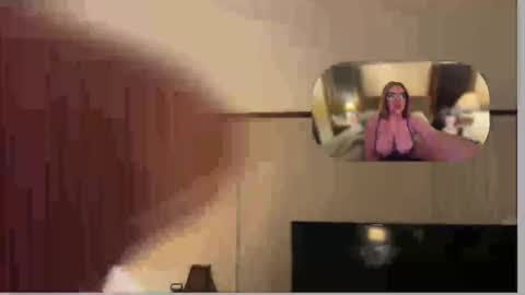 Snapshot of twosmallholes42 chatting on 03/03/26, 05:35 twosmallholes42 online show from 03/03/26, 05:35