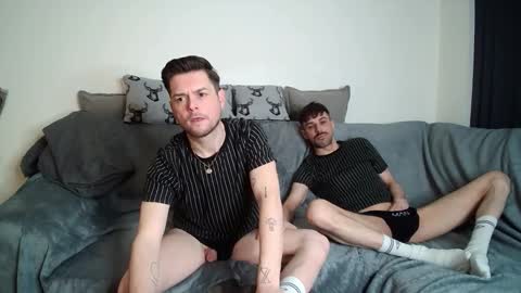 Snapshot of twotwinkhusbands chatting on 12/13/25, 07:53 RyanRowan online show from 12/13/25, 07:53