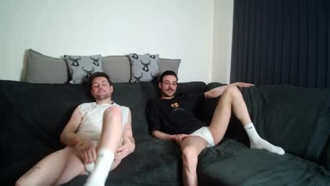 Snapshot of twotwinkhusbands chatting on 04/06/26, 07:26 RyanRowan online show from 04/06/26, 07:26