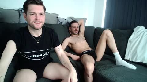 Snapshot of twotwinkhusbands chatting on 07/25/26, 01:41 RyanRowan online show from 07/25/26, 01:41