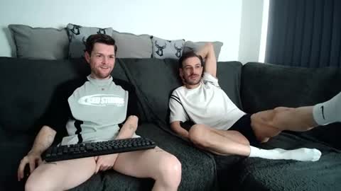 Snapshot of twotwinkhusbands chatting on 07/29/26, 12:25 RyanRowan online show from 07/29/26, 12:25