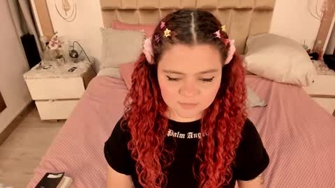 Twiggy online show from 02/19/25, 03:06