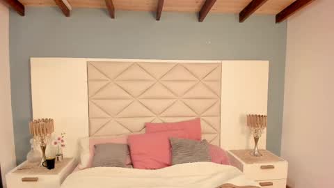 Twiggy online show from 10/02/25, 09:00