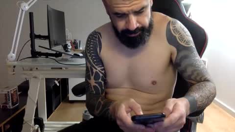 Snapshot of txalkan6060 chatting on 02/19/25, 06:00 txalkan6060 online show from 02/19/25, 06:00