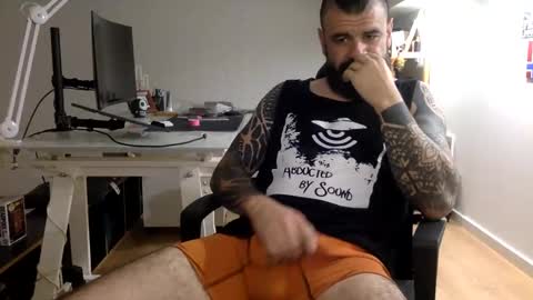 Snapshot of txalkan6060 chatting on 02/22/25, 12:38 txalkan6060 online show from 02/22/25, 12:38