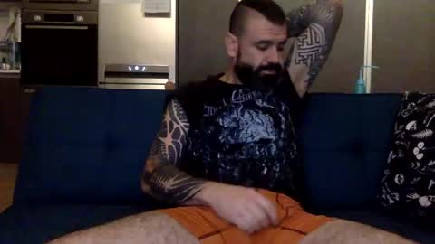 Snapshot of txalkan6060 chatting on 02/23/25, 01:02 txalkan6060 online show from 02/23/25, 01:02