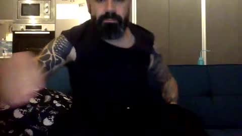 Snapshot of txalkan6060 chatting on 02/24/25, 05:31 txalkan6060 online show from 02/24/25, 05:31