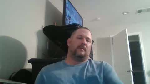 Snapshot of txfrmr chatting on 01/31/25, 01:23 txfrmr online show from 01/31/25, 01:23