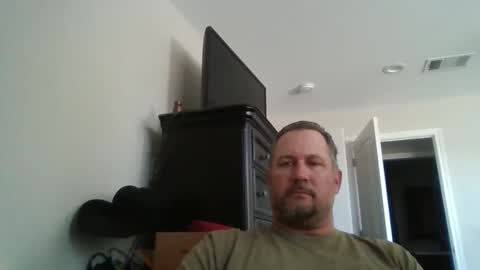 Snapshot of txfrmr chatting on 11/05/25, 06:41 txfrmr online show from 11/05/25, 06:41