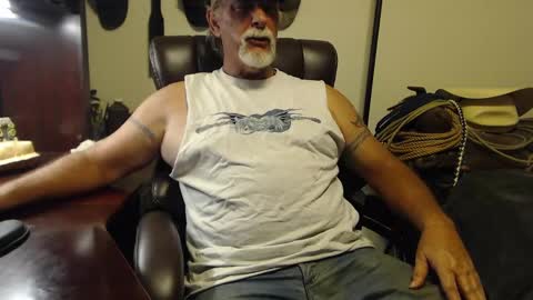 txlobo60 online show from 09/16/25, 12:00