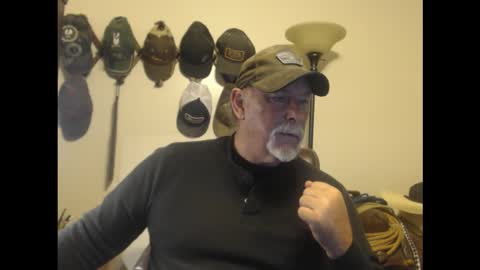 Snapshot of txlobo60 chatting on 03/08/26, 10:57 txlobo60 online show from 03/08/26, 10:57