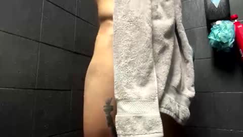 Snapshot of txsaltnpepper chatting on 02/17/26, 03:19 txsaltnpepper online show from 02/17/26, 03:19