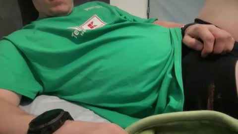 Snapshot of tyber87 chatting on 10/13/25, 07:14 Padrynhyo online show from 10/13/25, 07:14