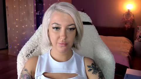 Miley online show from 01/31/25, 12:29