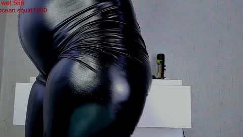 Snapshot of tykita chatting on 03/22/26, 08:18 tykita online show from 03/22/26, 08:18