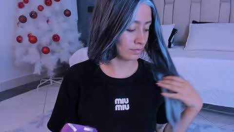  TYLA  online show from 12/23/25, 03:37