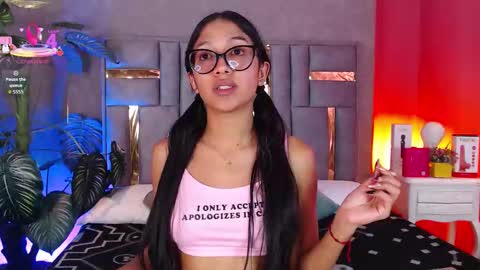 tyla_ks online show from 12/02/25, 08:59