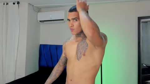 tyler_bell_ online show from 03/21/26, 03:33