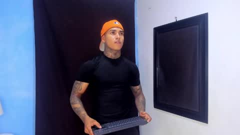 Snapshot of tyler_bell_ chatting on 05/05/26, 03:14 tyler_bell_ online show from 05/05/26, 03:14