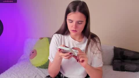 Ema online show from 03/15/26, 08:59