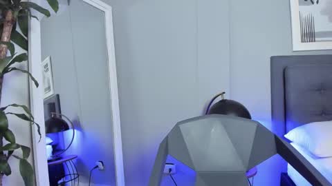 Tyler Fox online show from 10/29/25, 09:05