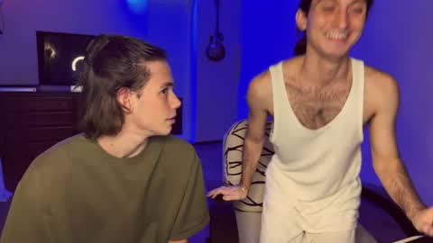 Tyler and Chris online show from 10/04/25, 07:34