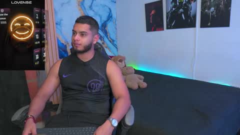 Snapshot of tyler_himiiko chatting on 09/28/25, 03:45 Tyler Himiiko online show from 09/28/25, 03:45