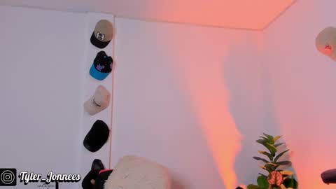 Tyler online show from 10/23/25, 10:08