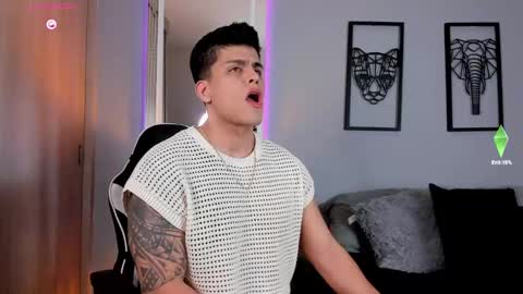 Snapshot of tyler_muscle chatting on 12/29/24, 12:20 David online show from 12/29/24, 12:20