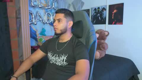 Snapshot of tyler_price01 chatting on 01/13/26, 02:39 Tyler online show from 01/13/26, 02:39