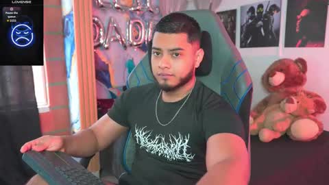 Snapshot of tyler_price01 chatting on 03/08/26, 07:17 Tyler online show from 03/08/26, 07:17