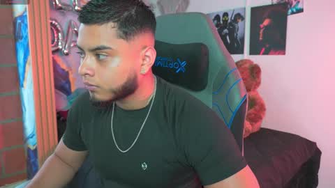 Snapshot of tyler_price01 chatting on 03/15/26, 08:15 Tyler online show from 03/15/26, 08:15