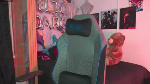 Snapshot of tyler_price01 chatting on 03/19/26, 12:14 Tyler online show from 03/19/26, 12:14