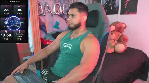 Snapshot of tyler_price01 chatting on 03/27/26, 09:14 Tyler online show from 03/27/26, 09:14