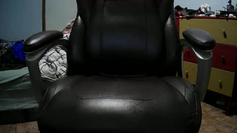 Snapshot of tylercoc6499 chatting on 01/14/26, 11:16 tylercoc6499 online show from 01/14/26, 11:16