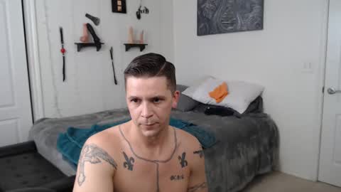 Snapshot of tylerdallas chatting on 01/29/25, 09:39 TylerDallas online show from 01/29/25, 09:39