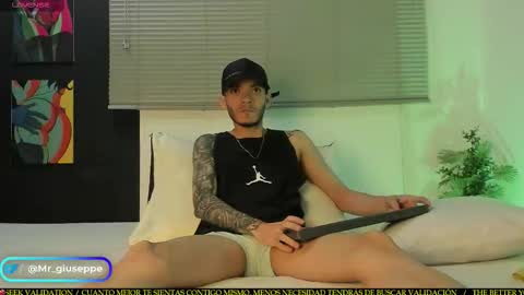 tylergiuseppe_ online show from 10/07/25, 01:30