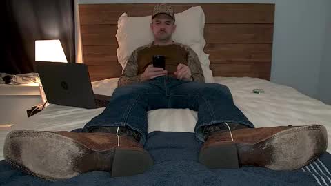 TylerLogan813 online show from 11/08/25, 10:30