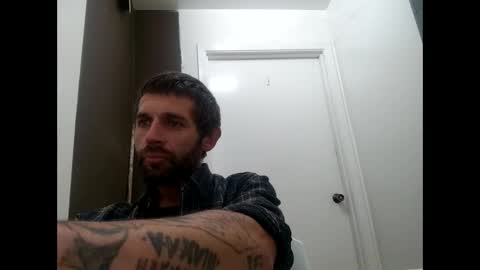 Snapshot of tylerweist727678265 chatting on 11/11/25, 11:54 tylerweist727678265 online show from 11/11/25, 11:54