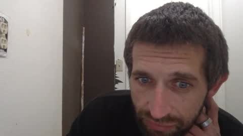 Snapshot of tylerweist727678265 chatting on 11/14/25, 08:35 tylerweist727678265 online show from 11/14/25, 08:35