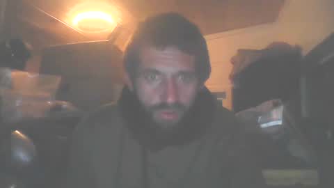 Snapshot of tylerweist727678265 chatting on 11/30/25, 03:21 tylerweist727678265 online show from 11/30/25, 03:21