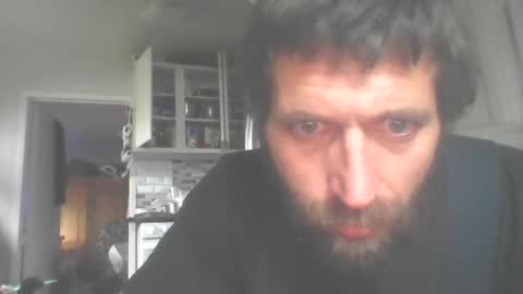 Snapshot of tylerweist727678265 chatting on 12/20/25, 08:27 tylerweist727678265 online show from 12/20/25, 08:27