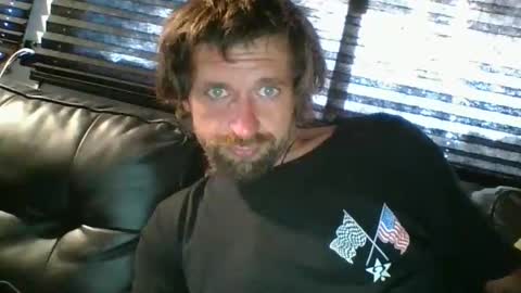 Snapshot of tylerweist727678265 chatting on 04/03/26, 04:27 tylerweist727678265 online show from 04/03/26, 04:27