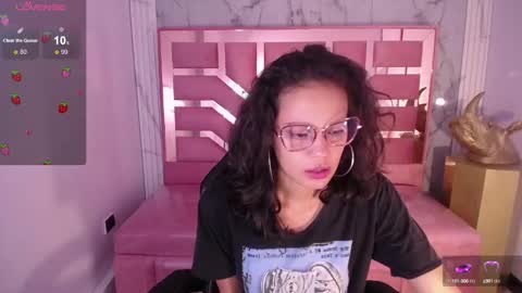 Snapshot of tyna_ch chatting on 01/14/25, 07:53 TYNA online show from 01/14/25, 07:53
