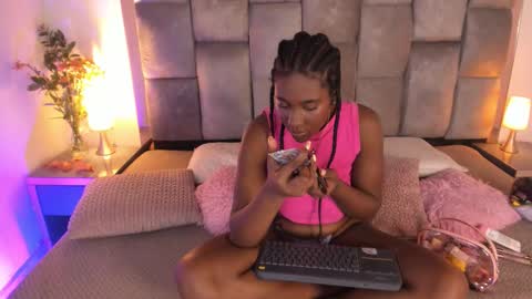 Snapshot of tyra_jackson chatting on 03/13/26, 12:12 TYRA online show from 03/13/26, 12:12