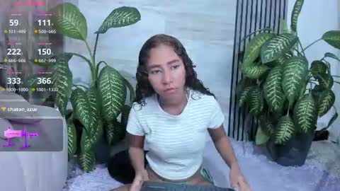Snapshot of tyra_pettite chatting on 07/23/26, 08:18 tyra_pettite online show from 07/23/26, 08:18