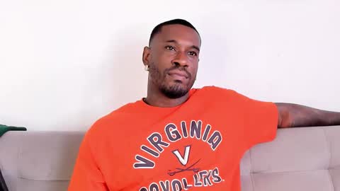 Snapshot of tyron_rulers chatting on 11/25/25, 01:44 Dvid Rullers online show from 11/25/25, 01:44