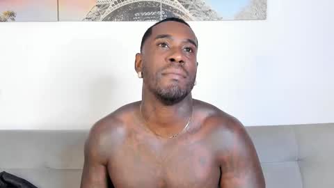 Snapshot of tyron_rulers chatting on 11/30/25, 01:09 Dvid Rullers online show from 11/30/25, 01:09